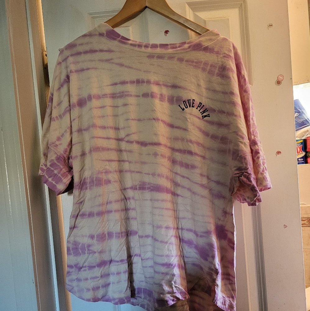 Pink shirt